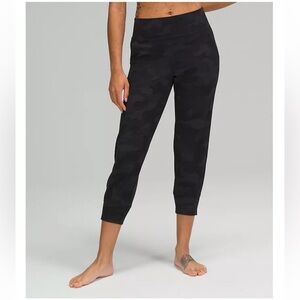 Lululemon align high rise cropped jogger